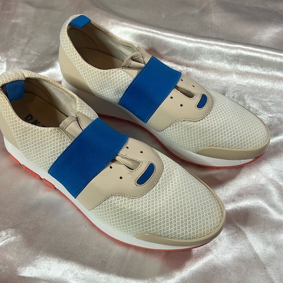 DKNY Astor Slip On Sneakers - Picture 1 of 13